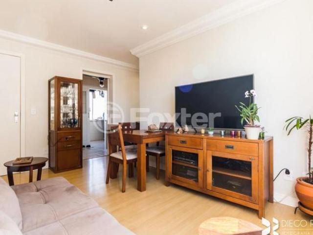 Apartamento, 2 dormitórios, 60.84 m², em Petrópolis