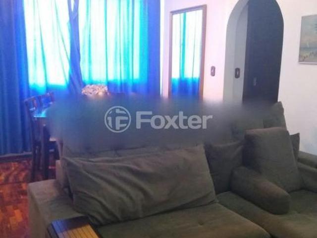 Apartamento, 2 dormitórios, 61.6 m², em Cristal