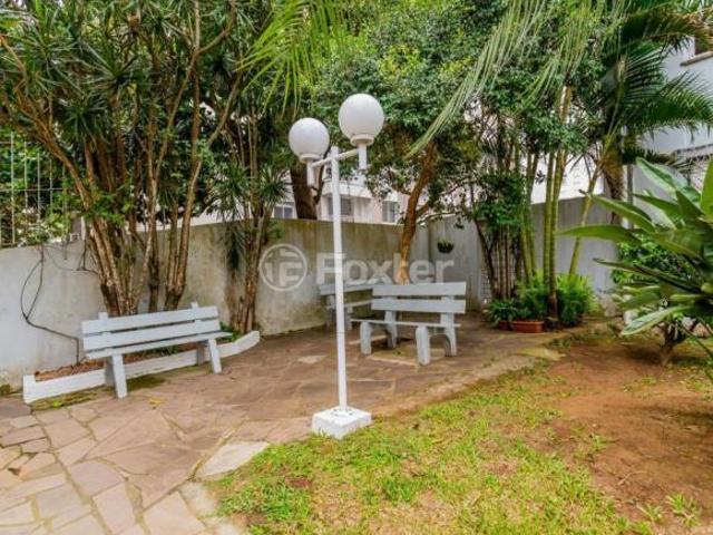 Apartamento, 2 dormitórios, 61.7 m², em Cristo Redentor