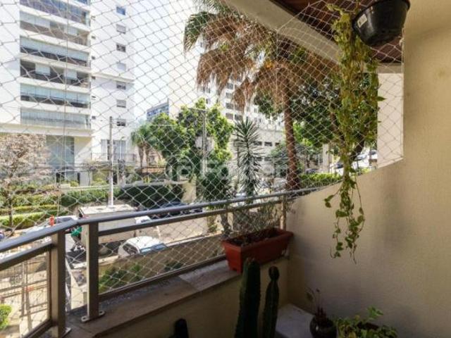 Apartamento, 2 dormitórios, 63 m², em Pinheiros