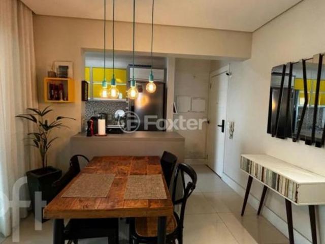 Apartamento, 2 dormitórios, 74 m², em Jardim Aeroporto