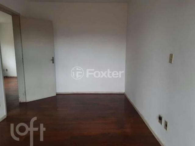 Apartamento, 2 dormitórios, 74.99 m², em São João