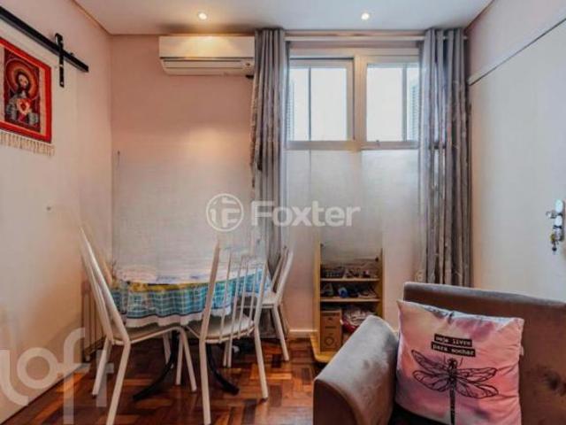 Apartamento, 2 dormitórios, 75 m², em Santana