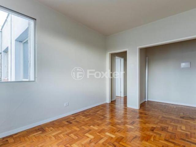 Apartamento, 2 dormitórios, 75 m², em Santana