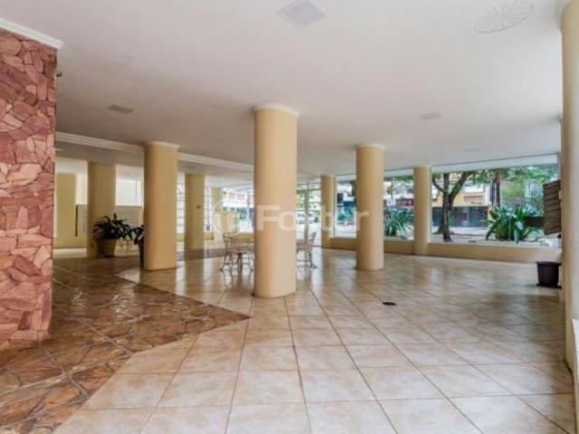 Apartamento, 2 dormitórios, 77.59 m², em Floresta