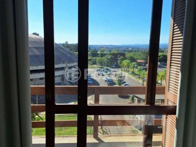 Apartamento, 2 dormitórios, 77.94 m², em Centro