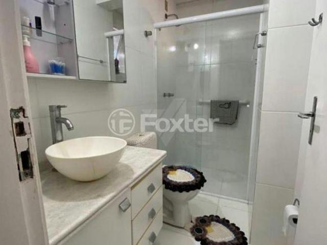 Apartamento, 2 dormitórios, 78.42 m², em Centro