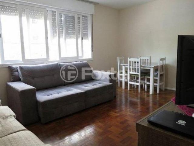 Apartamento, 2 dormitórios, 79.3 m², em Jardim do Salso