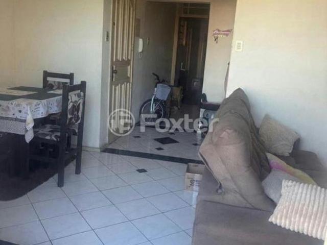 Apartamento, 2 dormitórios, 70 m², em Centro