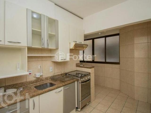 Apartamento, 2 dormitórios, 70 m², em Bom Fim