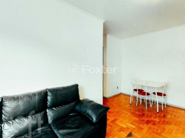 Apartamento, 2 dormitórios, 70 m², em São João