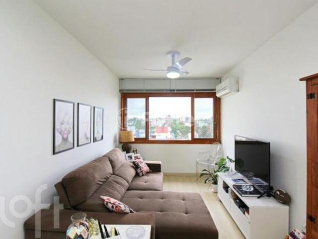 Apartamento, 2 dormitórios, 70.59 m², em Tristeza