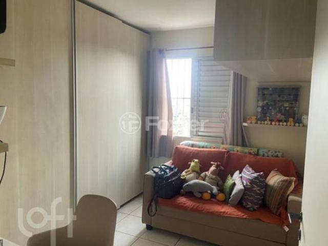 Apartamento, 2 dormitórios, 72 m², em Vila Mazzei