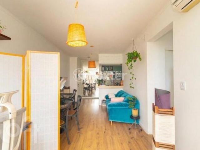 Apartamento, 2 dormitórios, 73 m², em Tristeza