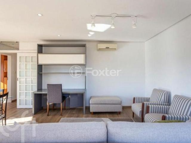 Apartamento, 2 dormitórios, 86.65 m², em Santana