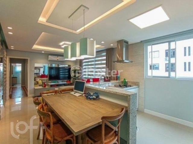 Apartamento, 2 dormitórios, 83.28 m², em Rio Branco