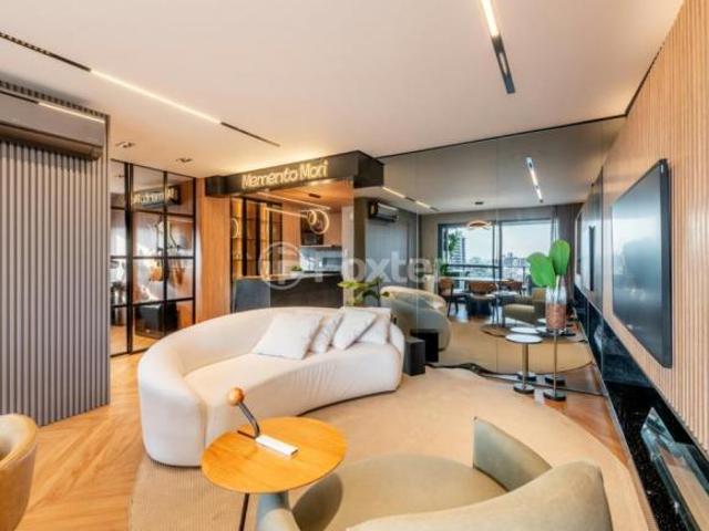 Apartamento, 2 dormitórios, 91.1 m², em Petrópolis
