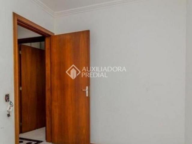 Apartamento 2 quartos 1 banheiro 1 vaga escriturada living com sacada intergrado Menio Deus