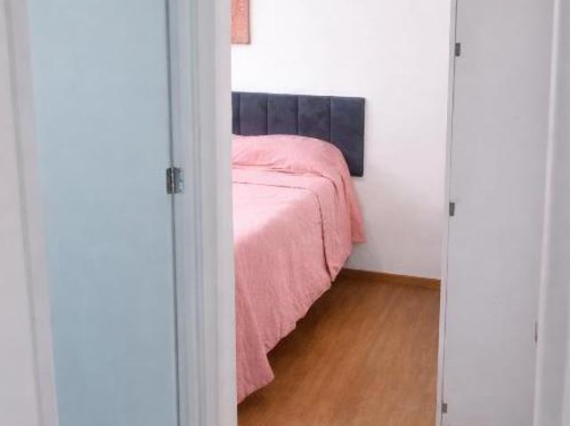 Apartamento 2 quartos, 1 suíte, 56m², varanda, 2 vagas, andar alto com vista e lazer de clube, na Ci