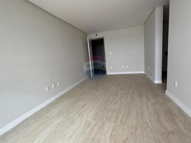 Apartamento 2 quartos, 1 suite, varanda Gourmet, 1 vaga dupla, Vale do Ipê, Juiz de Fora/MG