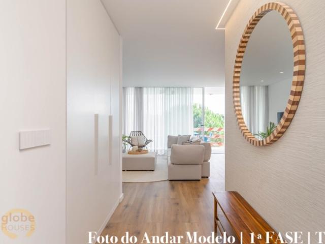 Apartamento 2 quartos 2 casas de banho novo em Sesimbra