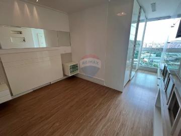 Apartamento para alugar em Praça Philogimito Lannes - Varanda