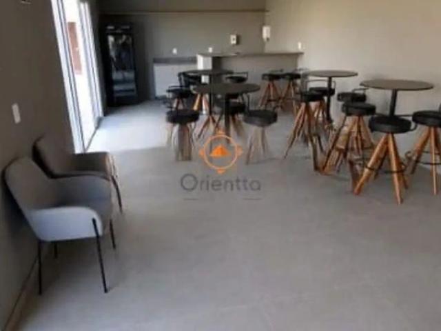 Apartamento 2 quartos, com estacionamento bairro guarujá