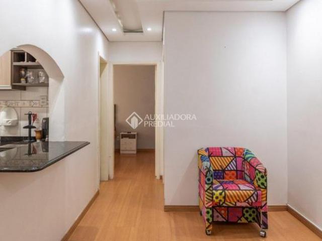 Apartamento 2 Quartos com vaga estacionamento, no bairro São Sebastião