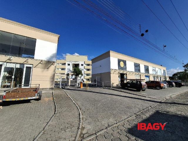 Apartamento 2 Quartos Aririú Da Formiga 56m²