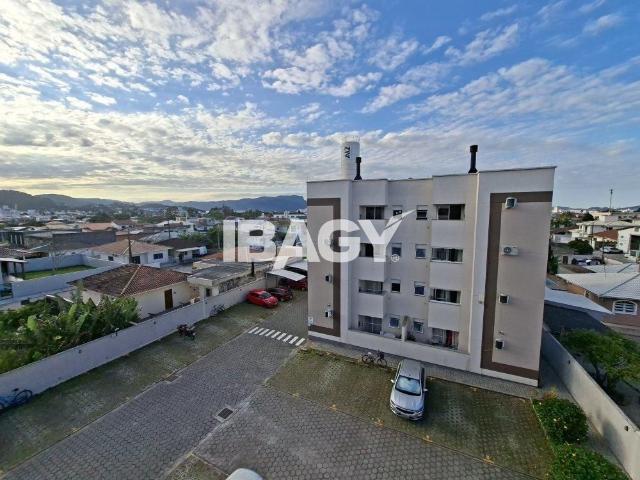 Apartamento 2 Quartos Aririú 56m²