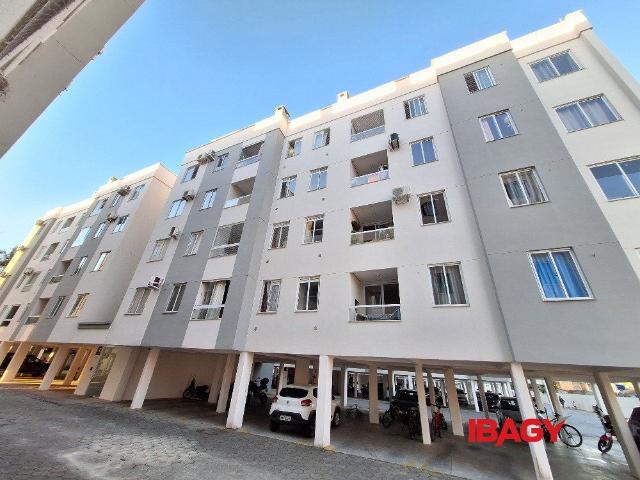 Apartamento 2 Quartos Barra Do Aririú 53m²
