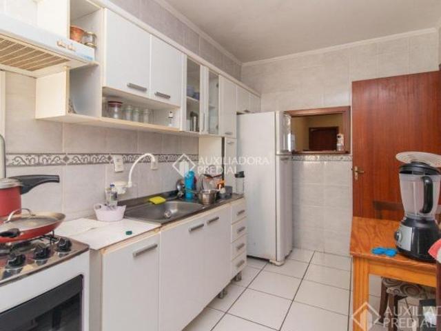 Apartamento 2 quartos e 1 vaga de garagem na Tristeza