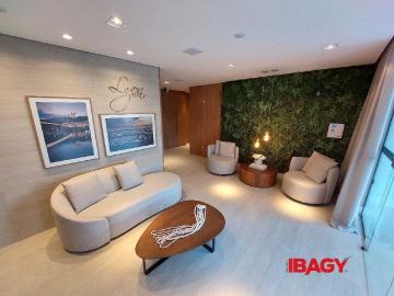Apartamento 2 Quartos Kobrasol 75m²