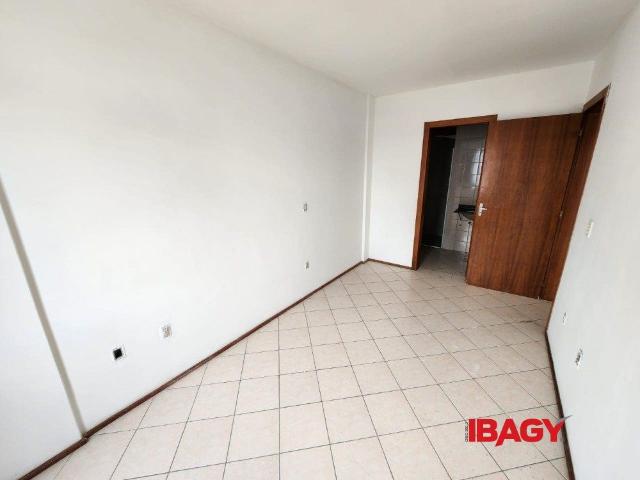 Apartamento 2 Quartos Ingleses Do Rio Vermelho 64m²