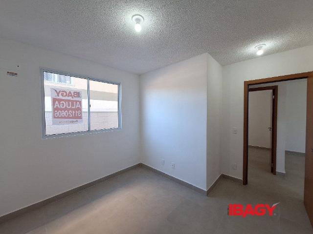 Apartamento 2 Quartos Jardim Janaína 44m²