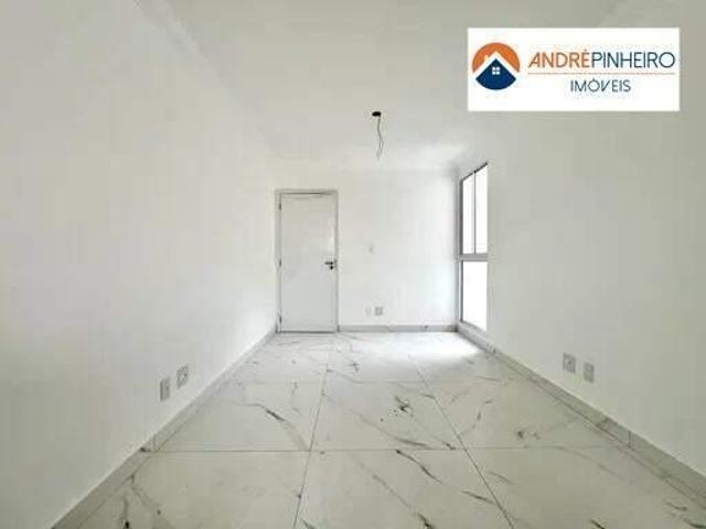 Apartamento 2 Quartos no Rio Branco – Prédio Novo Revestido com Elevador e 2 Vagas