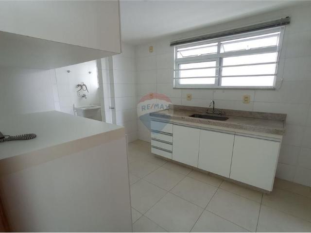 Apartamento 2 quartos, suíte, varanda gourmet, 2 vagas, Estrela Sul, Juiz de Fora/MG