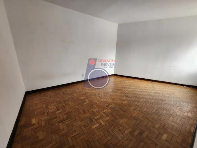 Apartamento, 2 Quartos para Alugar, 65 m² por R$ 1.700,00
