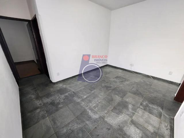 Apartamento, 2 Quartos para Alugar, por R$ 1.700,00