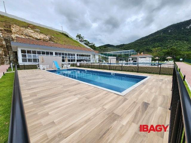 Apartamento 2 Quartos Pedra Branca 57m²
