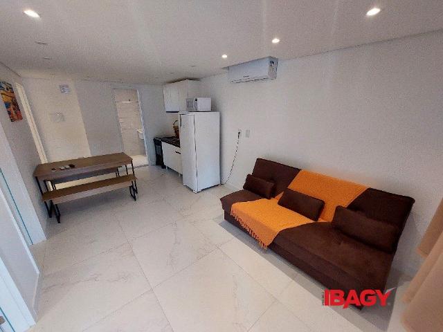 Apartamento 2 Quartos Ribeirão Da Ilha 69m²