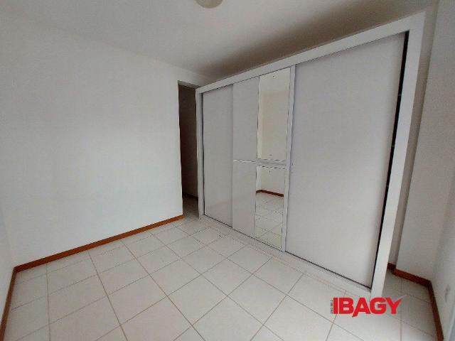 Apartamento 2 Quartos Trindade 65m²