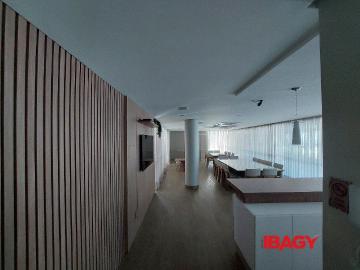 Apartamento 2 Quartos Trindade 70m²
