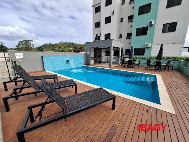 Apartamento 2 Quartos Vargem Grande 56m²