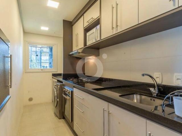 Apartamento 2 suítes mobiliado próximo aos parques de Gramado