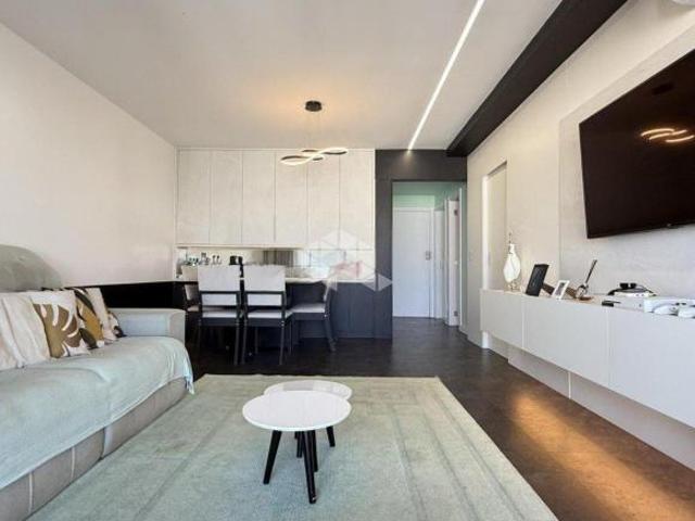 Apartamento 2 suítes 90m² 2 vagas no bairro Petrópolis