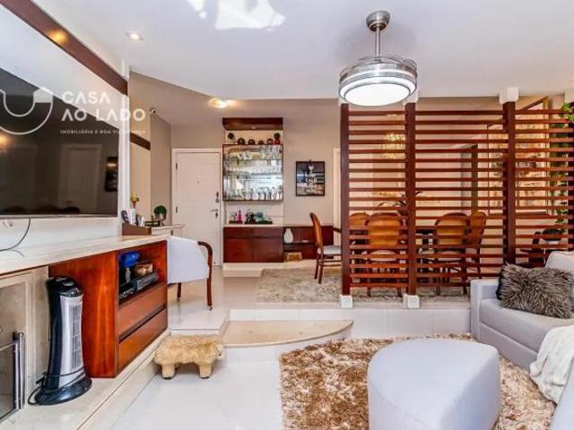 Apartamento 2 suítes à venda no Batel próximo à Praça do Japão
