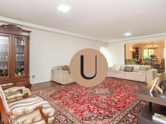 Apartamento 306 m2 Área útil ! 4 dts, 2 vagas! Real Parque!
