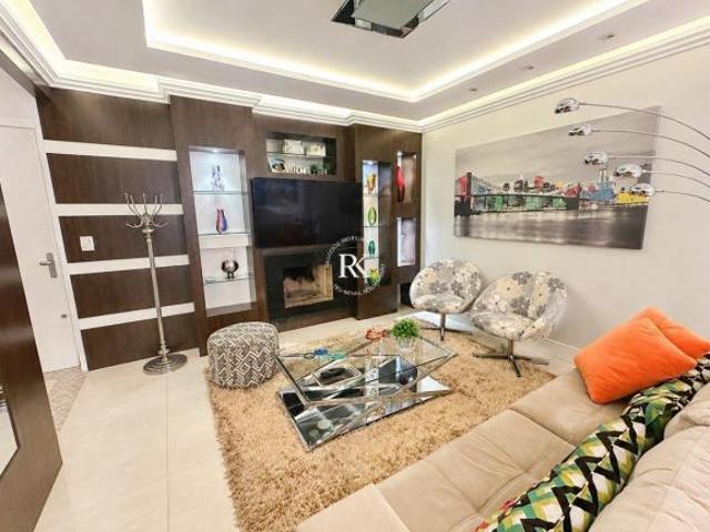 Apartamento 3 dormitórios Menino Deus