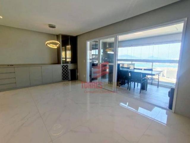 Apartamento 3 dormitórios à venda, 111 m² por R$ 1.600.000 Ponta da Praia Santos/SP